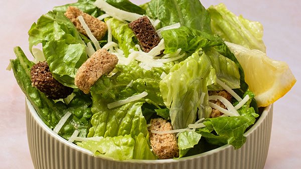 Crispy Ceasar Salad for healthy food catering in Toronto.