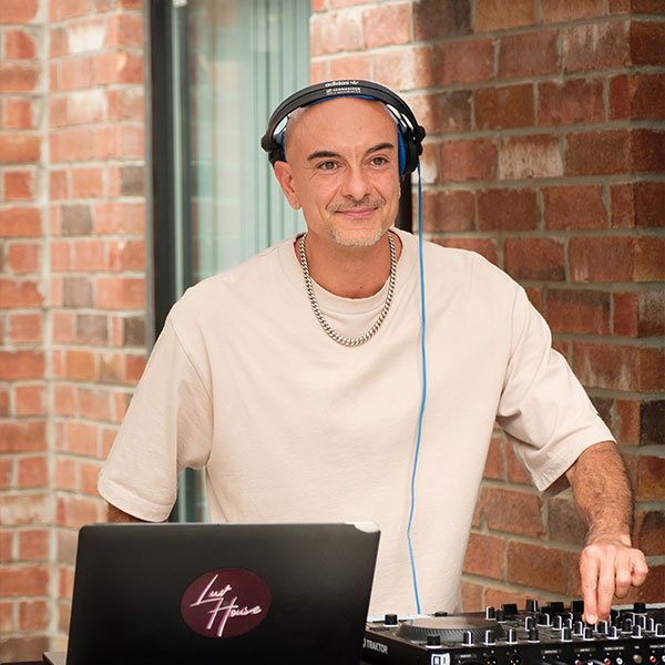 Live music DJ performance in Toronto at The Rosemount Cafe, a local live music cafe and event space.